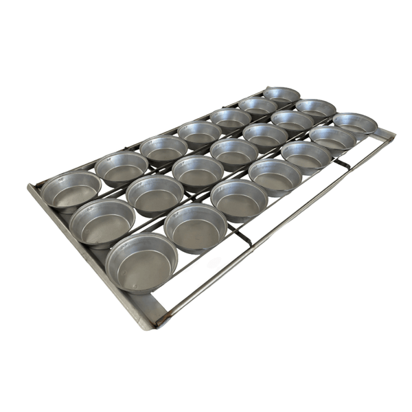 Round Pie Tin Tray Pallet for bakeries and cafes, pie baking equipment, pie baing trays, pie tins australia, pie shop australia, meat pie tins, meat pie trays, meat pie pallets, bakery equipment australia, aluminium pie tins